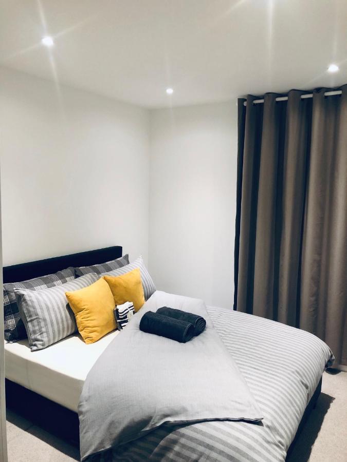 Ultra Modern Room London Ngoại thất bức ảnh