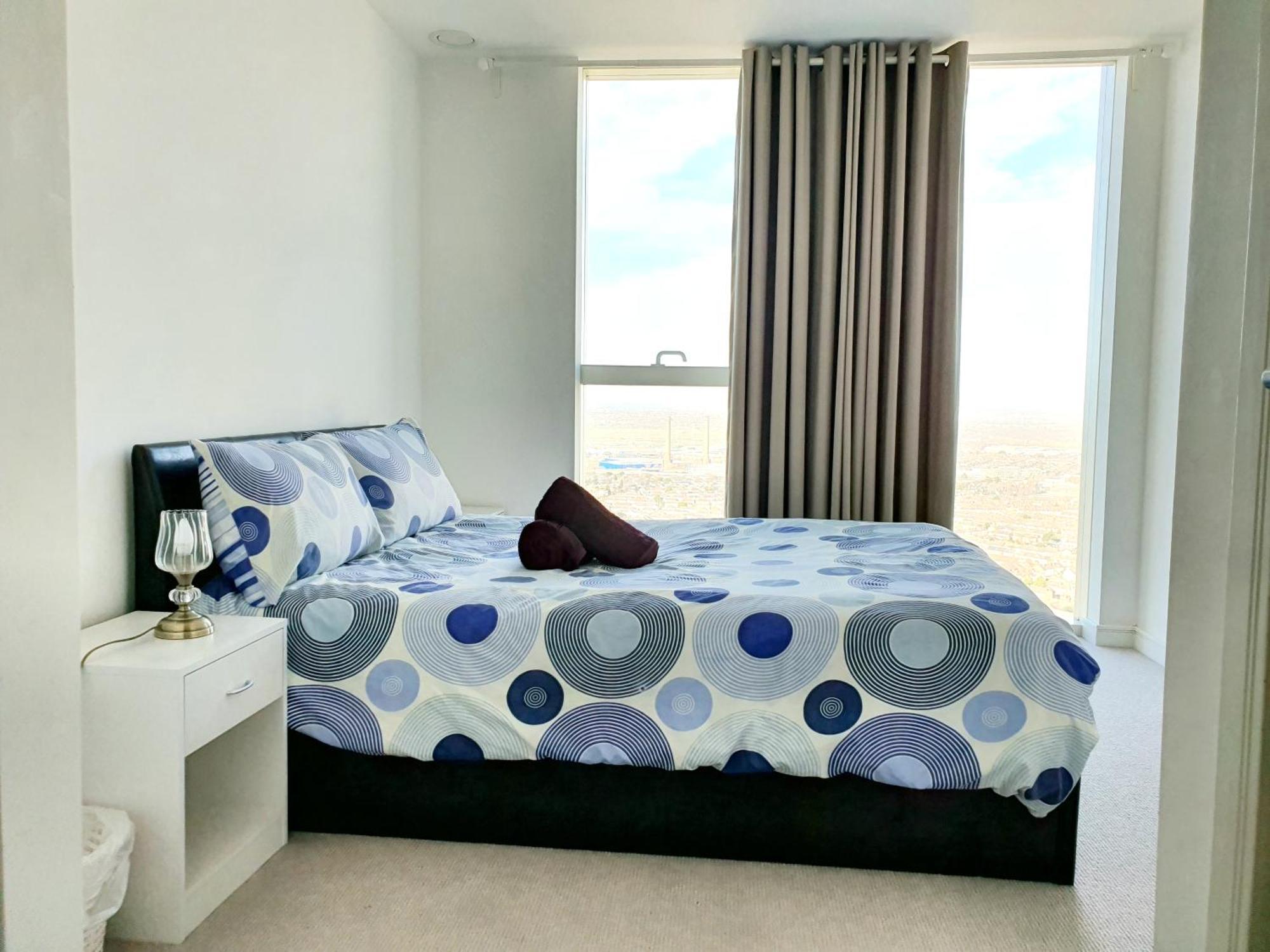 Ultra Modern Room London Phòng bức ảnh